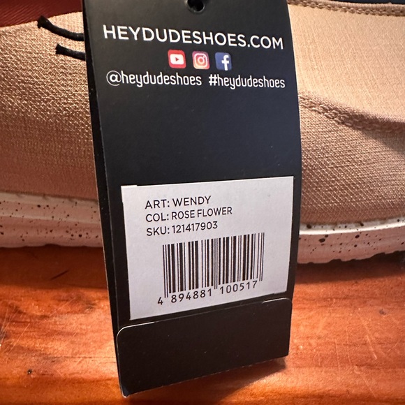 NWT Hey Dude shoes, Size 7. Wendy-Rose Flower. - Picture 8 of 10